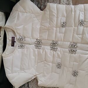 Glamourpuss NYC Size M (Medium) Rmbellished Cap Sleeve Puffer Vest